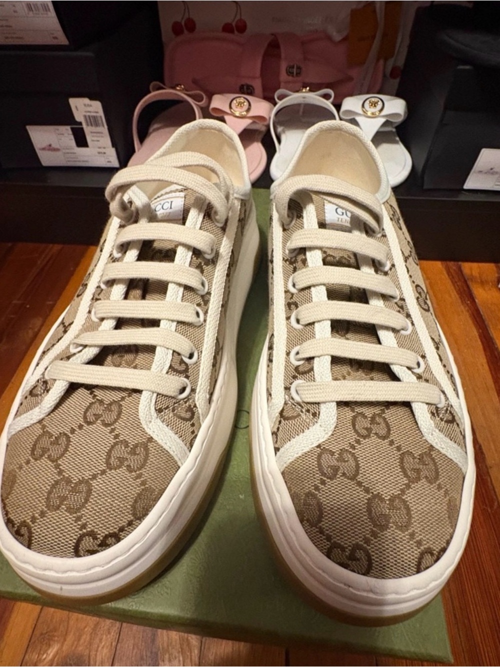 Gucci Low-Top Sneakers